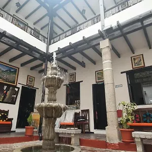 Flores Hostel