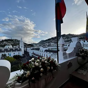 Plaza Grande Отель